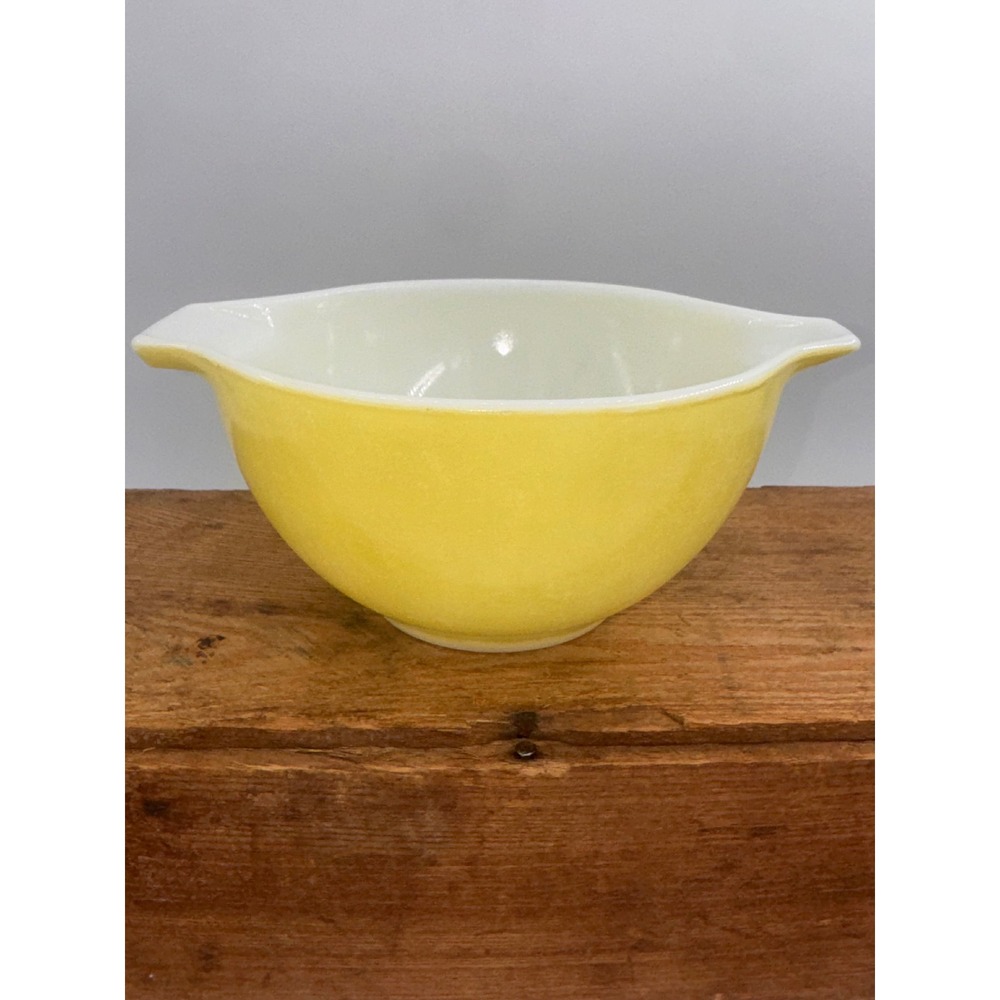 Vintage Pyrex Cinderella Primary‎ Colors Nesting Bowls Set 442 441 2 Piece Lot - Picture 9 of 16